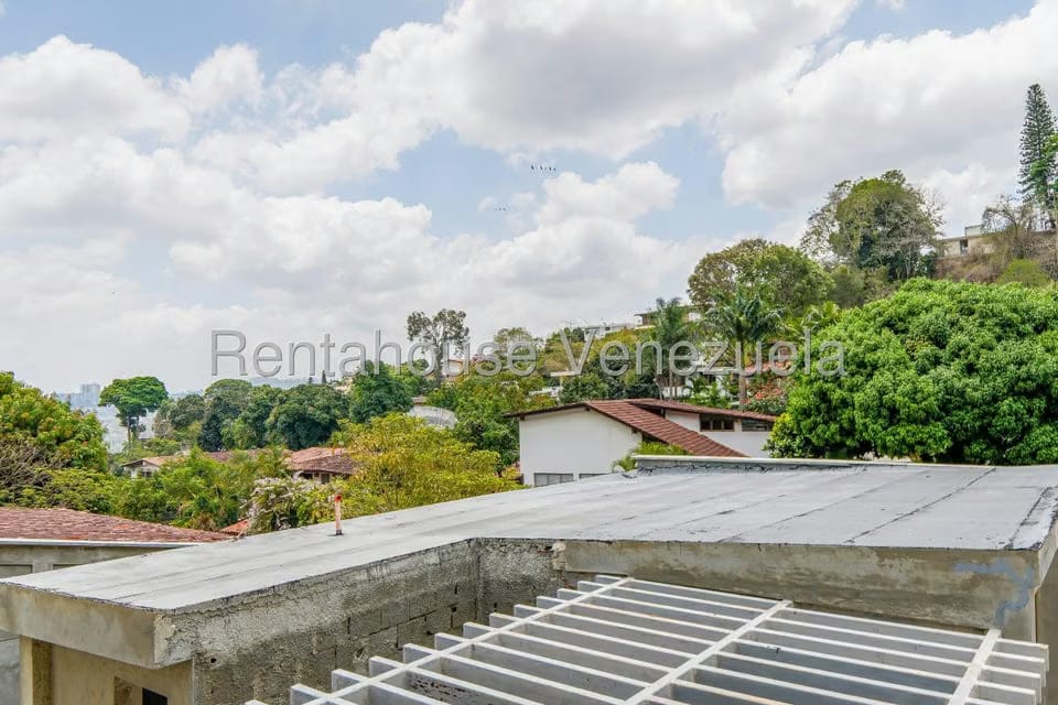 Casa (Multipes Niveles) en Venta en Prados del Este, Distrito Metropolitano - 25