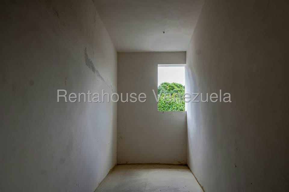 Casa (Multipes Niveles) en Venta en Prados del Este, Distrito Metropolitano - 26