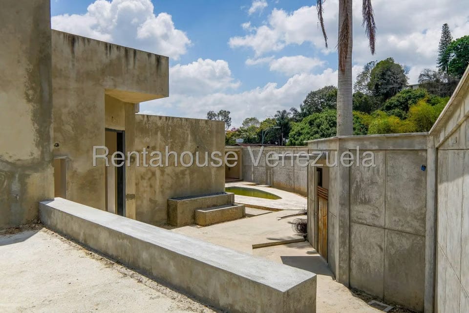 Casa (Multipes Niveles) en Venta en Prados del Este, Distrito Metropolitano - 30