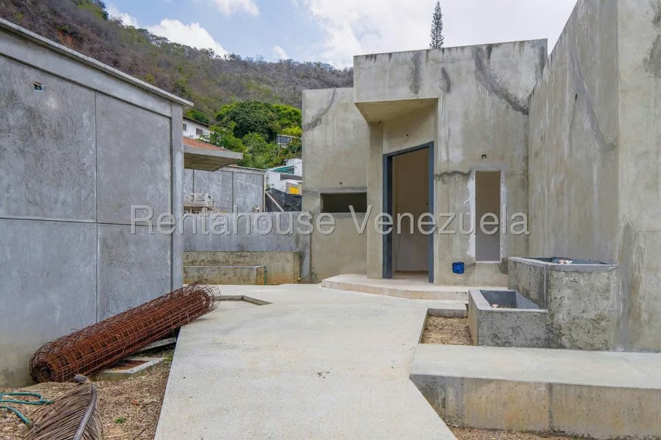 Casa (Multipes Niveles) en Venta en Prados del Este, Distrito Metropolitano - 7