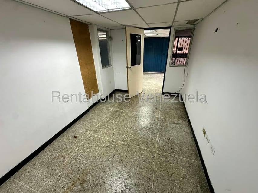 Comercial (Galpon - Deposito) en Venta en Bello Monte, Distrito Metropolitano - 15