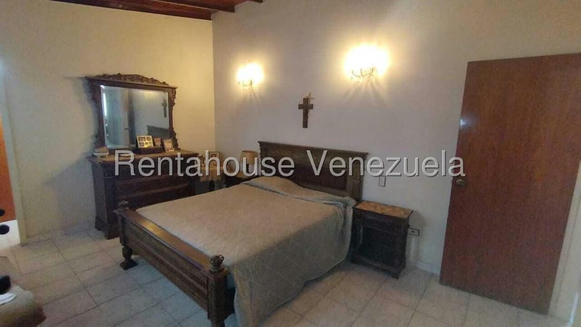 Casa (Duplex) en Venta en Colinas de Vista Alegre, Distrito Metropolitano - 28