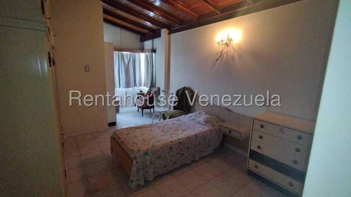 Casa (Duplex) en Venta en Colinas de Vista Alegre, Distrito Metropolitano - 32