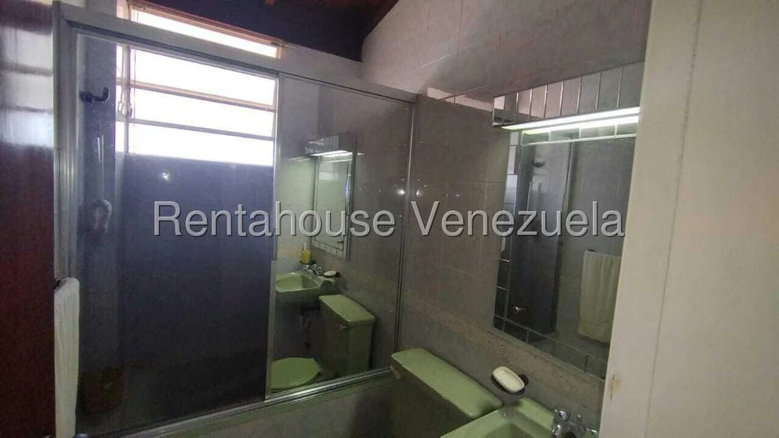 Casa (Duplex) en Venta en Colinas de Vista Alegre, Distrito Metropolitano - 36
