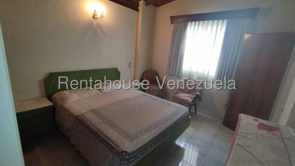 Casa (Duplex) en Venta en Colinas de Vista Alegre, Distrito Metropolitano - 37
