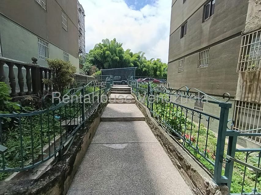 Apartamento (Penthouse) en Venta en El Tambor, Miranda - 3