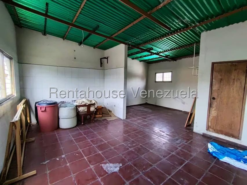 Comercial (Local Comercial) en Alquiler en Zona Este, Lara - 20