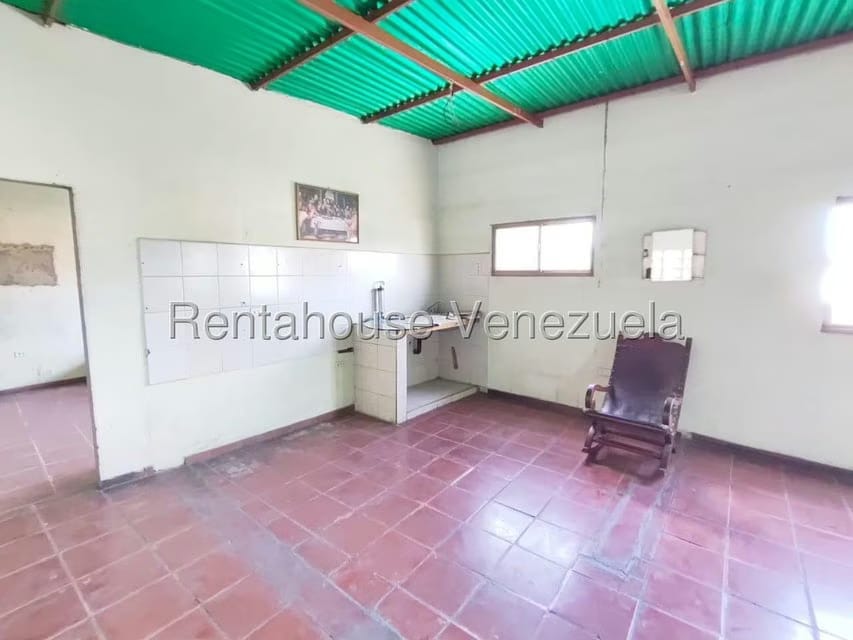 Comercial (Local Comercial) en Alquiler en Zona Este, Lara - 22