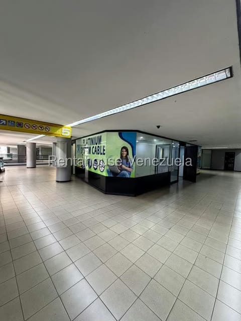 Comercial (Local Comercial) en Venta en Terrazas del Avila, Distrito Metropolitano - 21