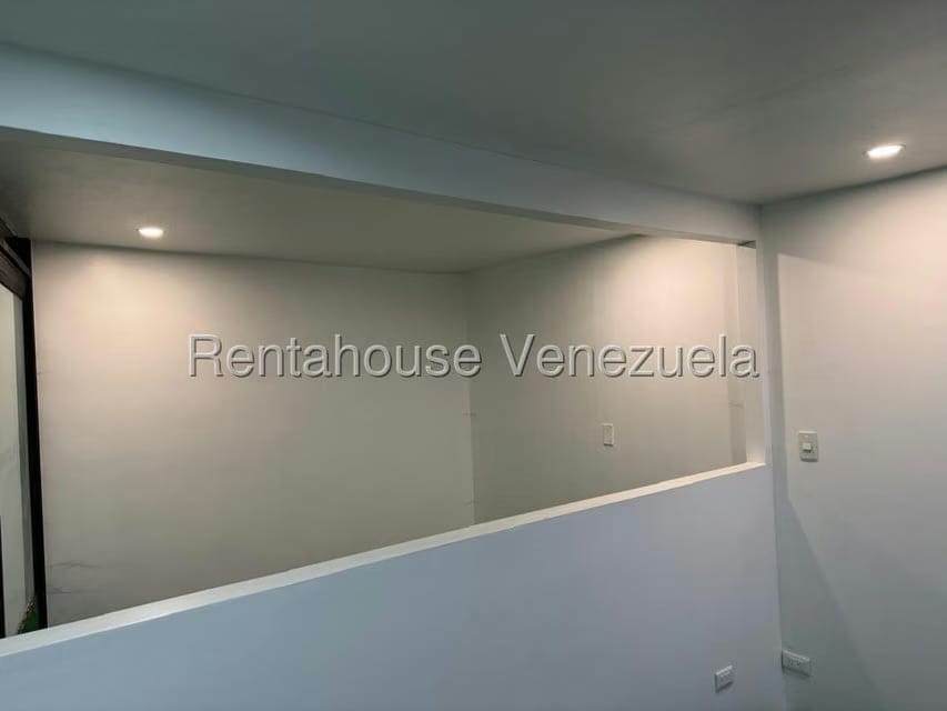 Comercial (Local Comercial) en Venta en Terrazas del Avila, Distrito Metropolitano - 25
