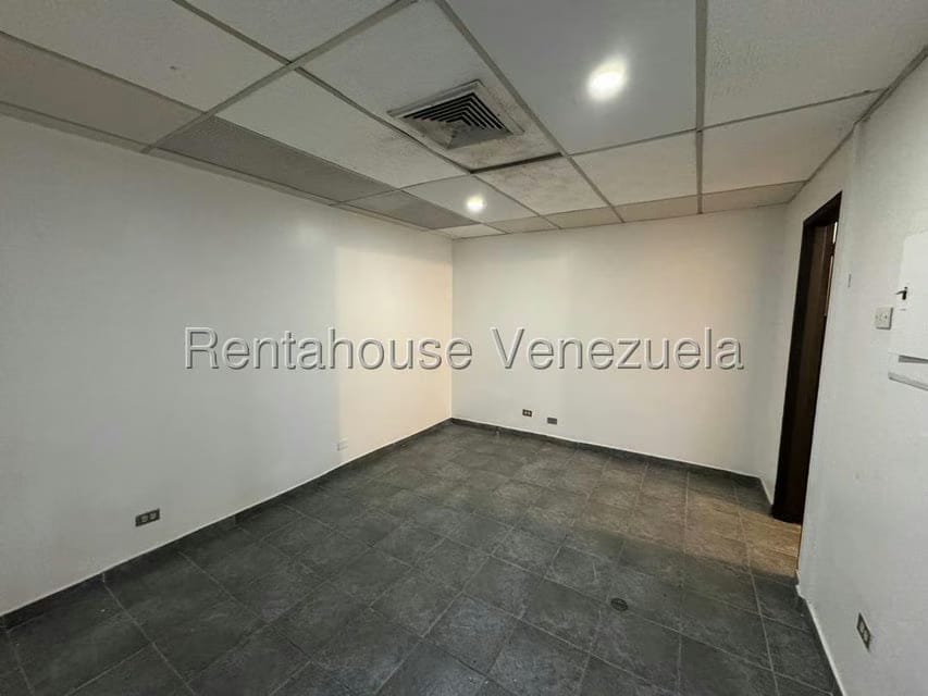 Comercial (Local Comercial) en Venta en Terrazas del Avila, Distrito Metropolitano - 7