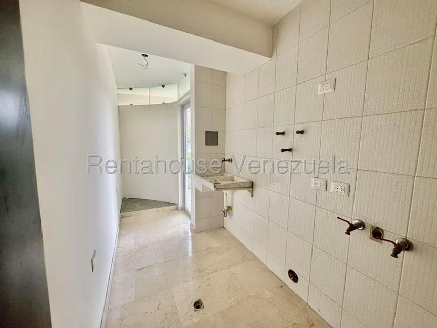 Apartamento (1 Nivel) en Venta en Avenida 19 de Abril, Tachira - 11