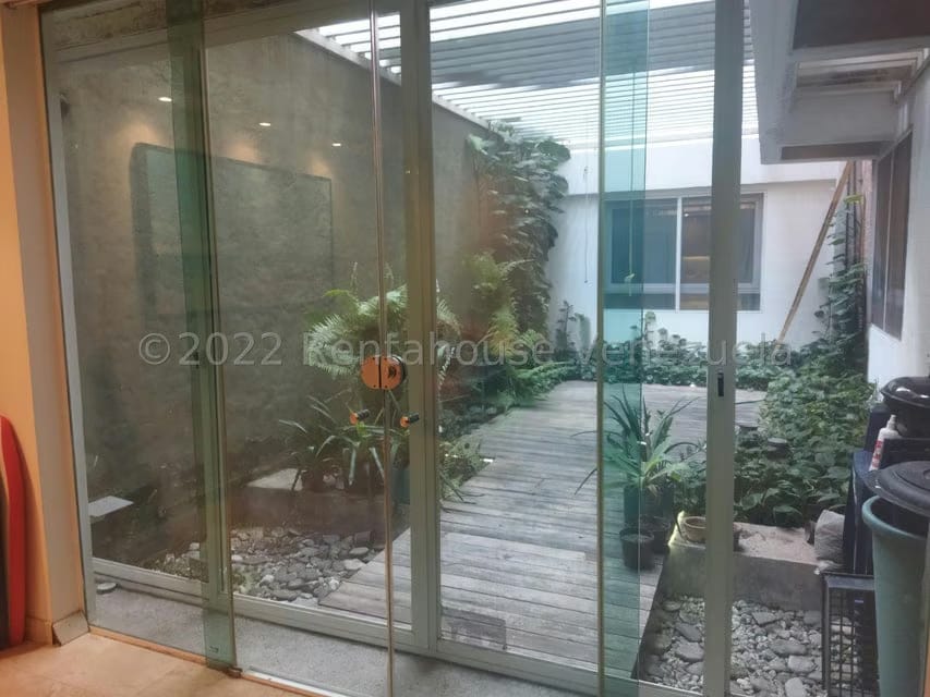 Apartamento (Planta Baja) en Venta en Campo Alegre, Distrito Metropolitano - 12