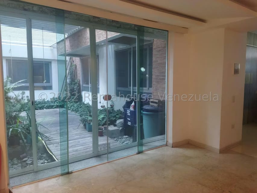 Apartamento (Planta Baja) en Venta en Campo Alegre, Distrito Metropolitano - 13