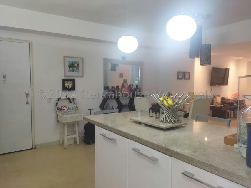 Apartamento (Planta Baja) en Venta en Campo Alegre, Distrito Metropolitano - 8