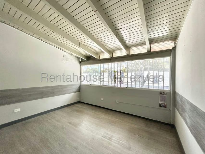 Casa (1 Nivel) en Venta en Chuao, Distrito Metropolitano - 28