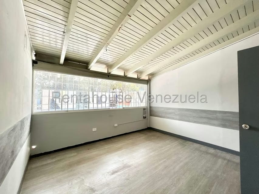 Casa (1 Nivel) en Venta en Chuao, Distrito Metropolitano - 29