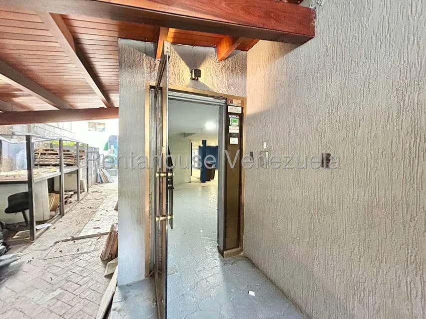 Casa (1 Nivel) en Venta en Chuao, Distrito Metropolitano - 4