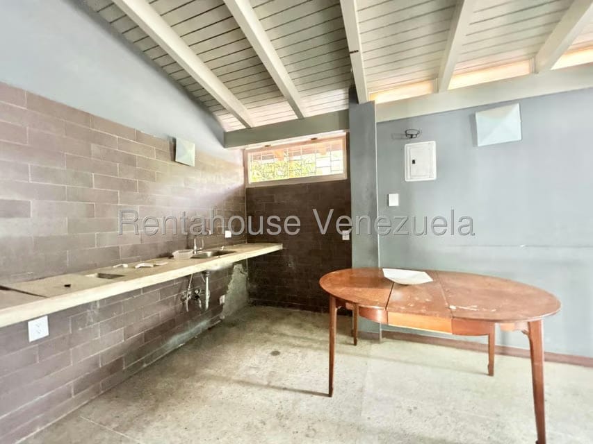 Casa (1 Nivel) en Venta en Chuao, Distrito Metropolitano - 32