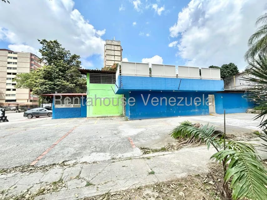 Casa (1 Nivel) en Venta en Chuao, Distrito Metropolitano - 41