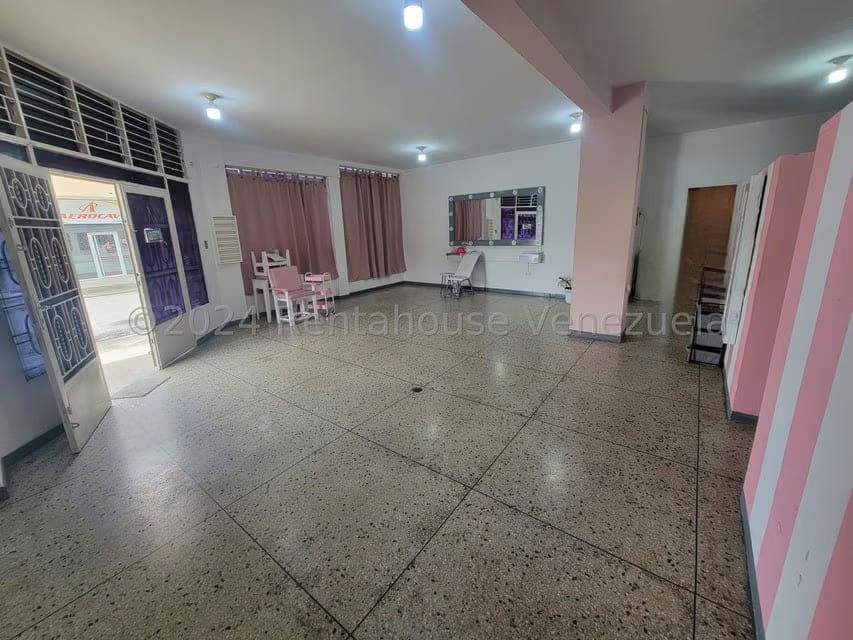 Comercial (Edificio) en Venta en Centro, Portuguesa - 15