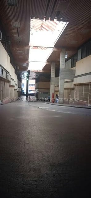 Comercial (Galpon - Deposito) en Venta en Quinta Crespo, Distrito Metropolitano - 4