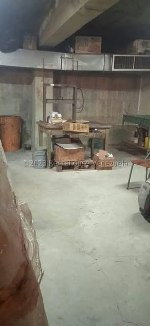 Comercial (Galpon - Deposito) en Venta en Quinta Crespo, Distrito Metropolitano - 9