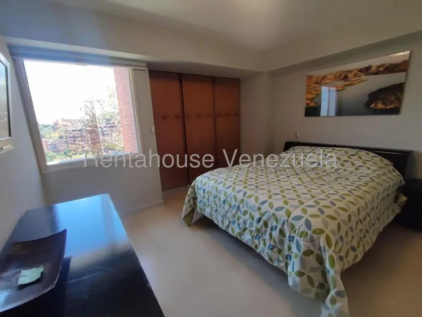 Apartamento (1 Nivel) en Alquiler en Colinas de Bello Monte, Distrito Metropolitano - 11
