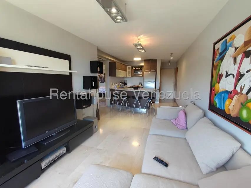 Apartamento (1 Nivel) en Alquiler en Colinas de Bello Monte, Distrito Metropolitano - 6