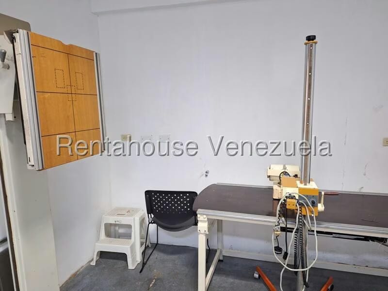 Comercial (Consultorio Medico) en Venta en El Socorro, Carabobo - 11