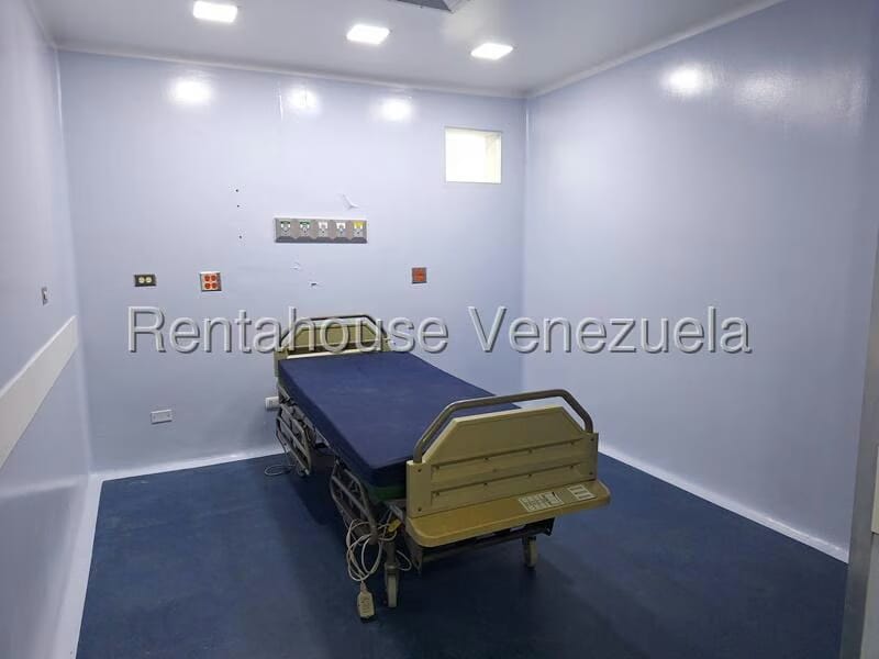 Comercial (Consultorio Medico) en Venta en El Socorro, Carabobo - 22