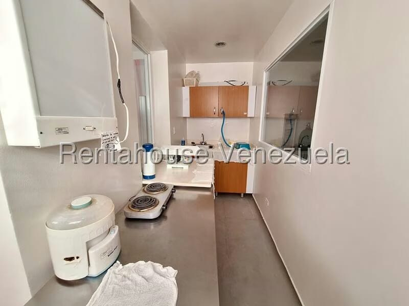 Comercial (Consultorio Medico) en Venta en El Socorro, Carabobo - 28