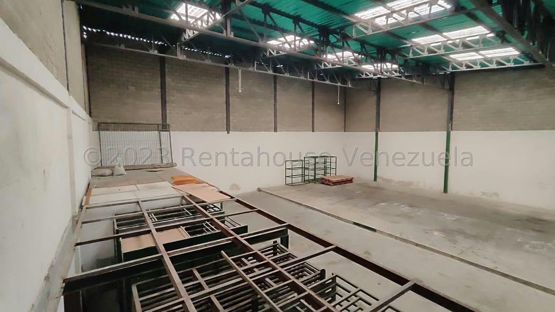 Comercial (Galpon - Deposito) en Venta en 23 de Enero, Aragua - 14