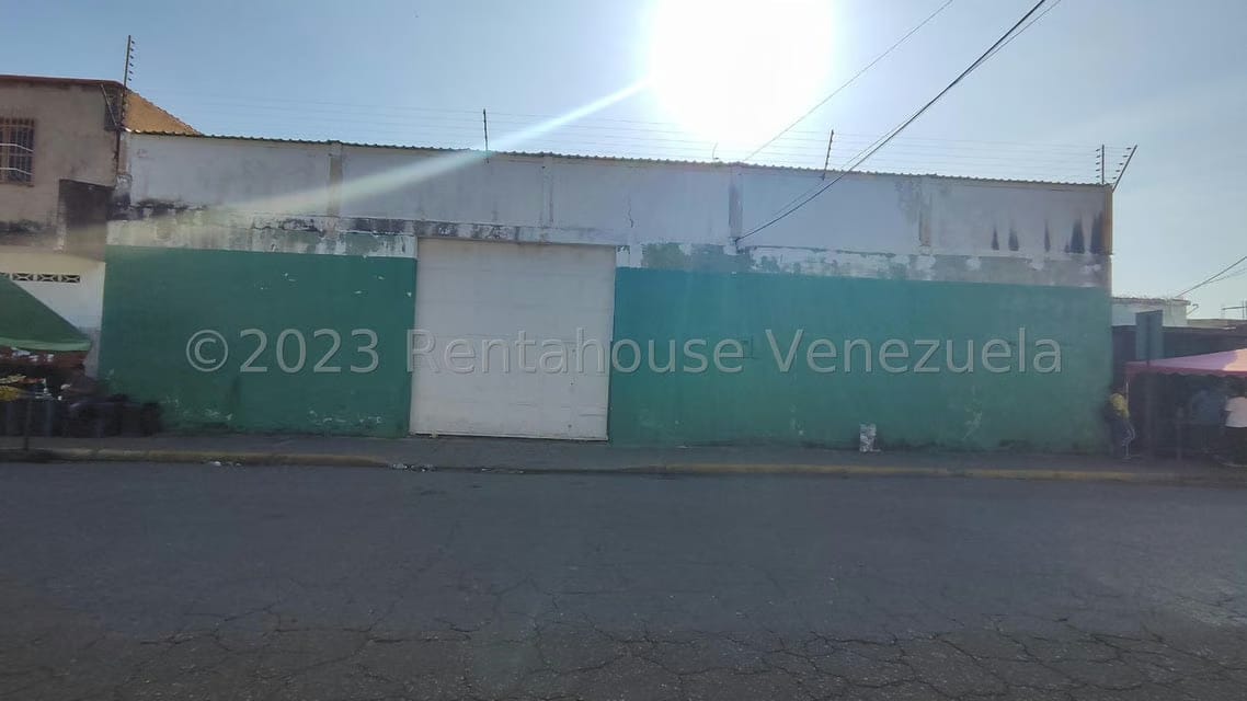 Comercial (Galpon - Deposito) en Venta en 23 de Enero, Aragua - 28