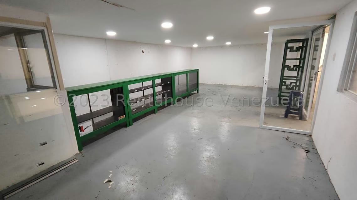 Comercial (Galpon - Deposito) en Venta en 23 de Enero, Aragua - 4