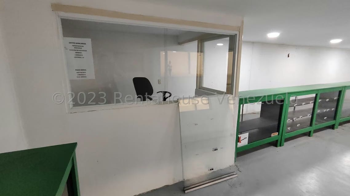 Comercial (Galpon - Deposito) en Venta en 23 de Enero, Aragua - 5