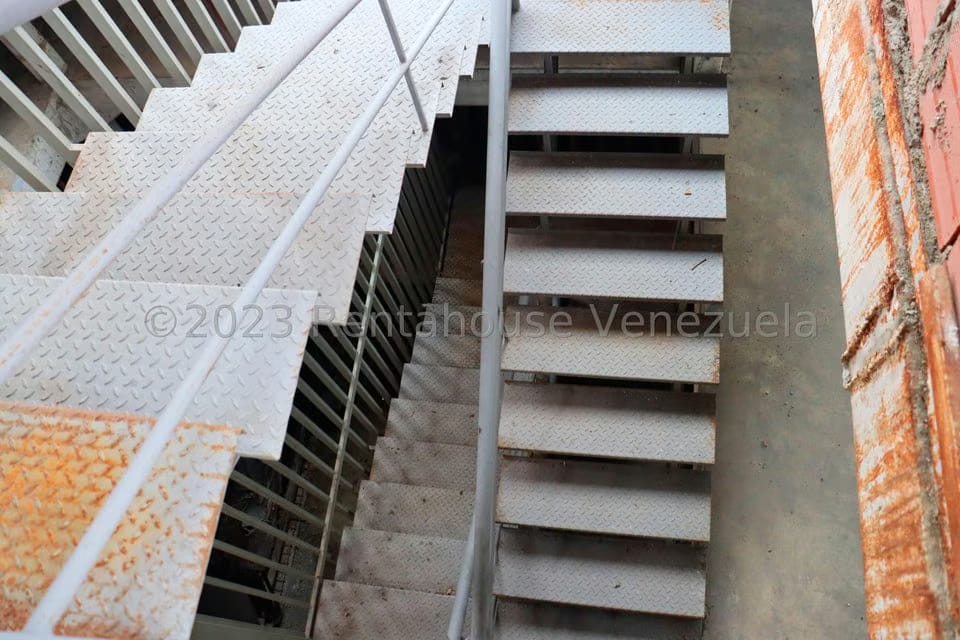 Comercial (Local Comercial) en Alquiler en El Paraiso, Distrito Metropolitano
