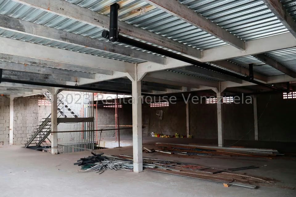 Comercial (Local Comercial) en Alquiler en El Paraiso, Distrito Metropolitano - 5