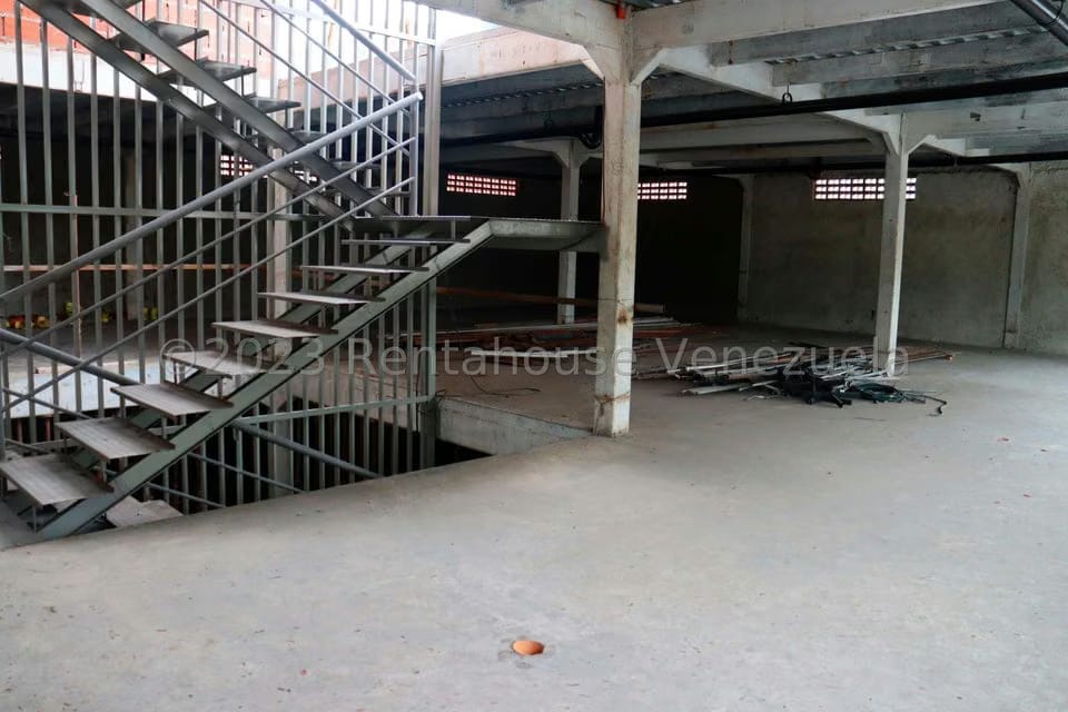 Comercial (Local Comercial) en Alquiler en El Paraiso, Distrito Metropolitano - 6