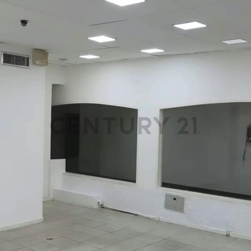 Local Comercial en Venta de 49 m2 en Centro Comercial Plazas las Américas - 5