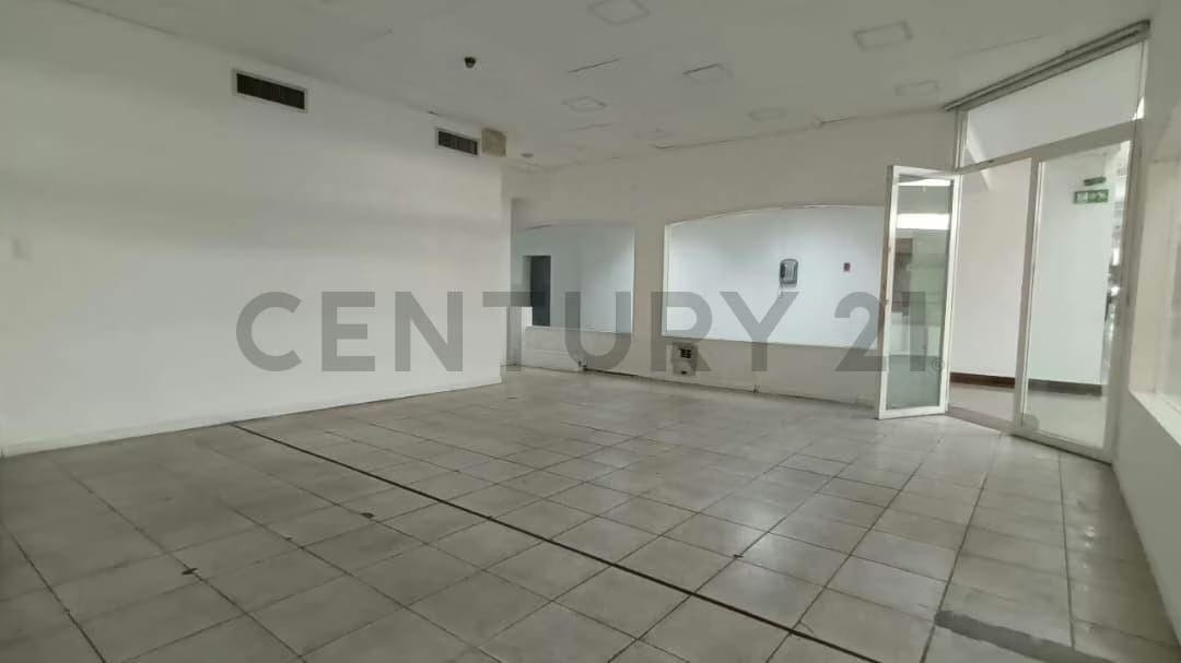 Local Comercial en Venta de 49 m2 en Centro Comercial Plazas las Américas - 8