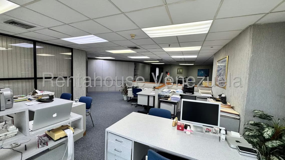 Comercial (Oficina) en Venta en El Bosque, Distrito Metropolitano - 13