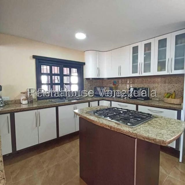 Casa (Duplex) en Venta en Club de Campo, Miranda - 12