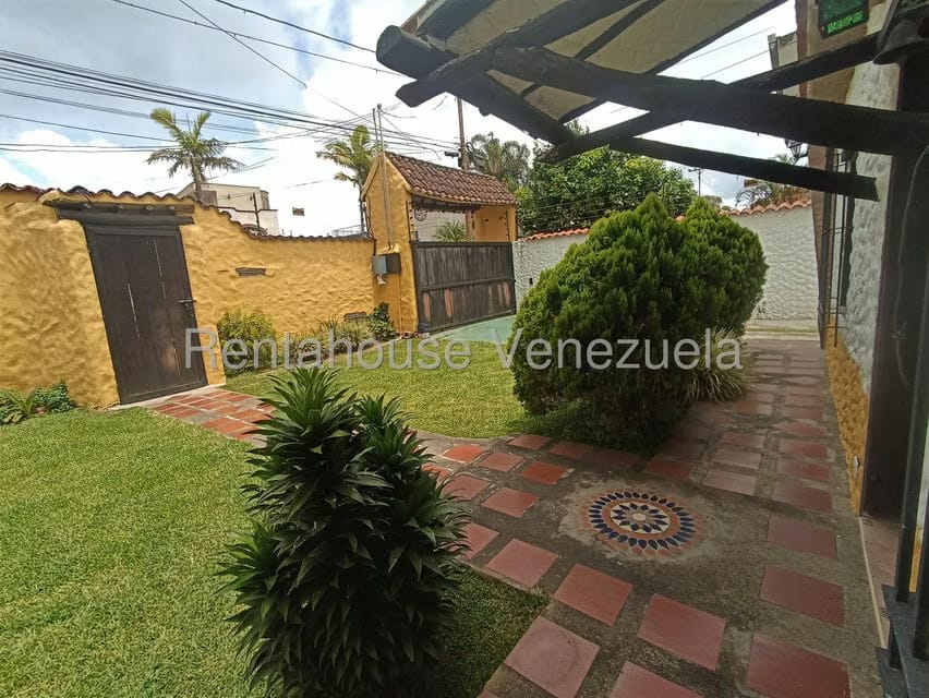 Casa (Duplex) en Venta en Club de Campo, Miranda - 25