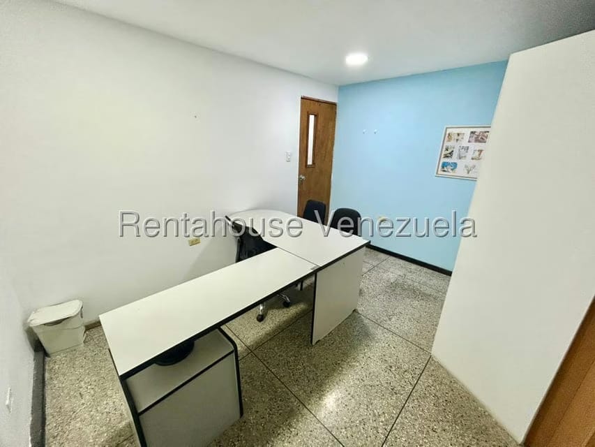 Comercial (Consultorio Medico) en Alquiler en Centro, Lara - 2