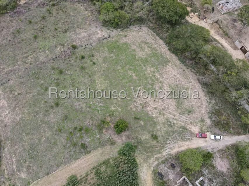 Terreno (Finca) en Venta en Parroquia El Cuji, Lara - 14