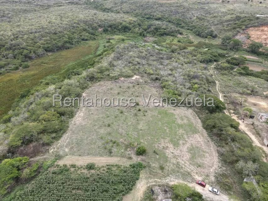 Terreno (Finca) en Venta en Parroquia El Cuji, Lara - 8