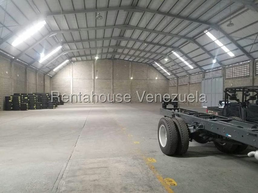 Comercial (Galpon - Deposito) en Alquiler en Zona Industrial 3, Lara - 6
