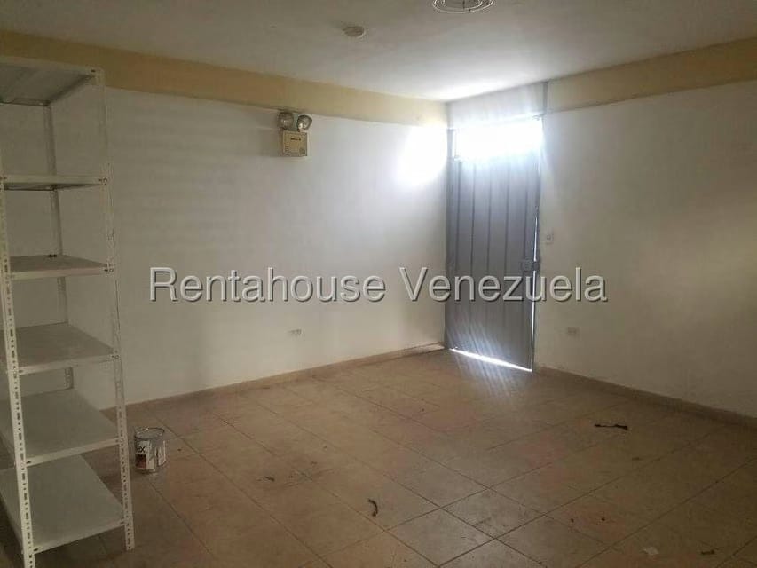 Comercial (Galpon - Deposito) en Alquiler en Zona Industrial 3, Lara - 8