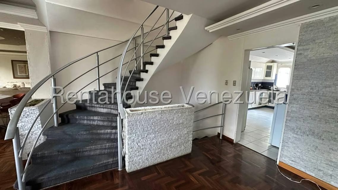 Casa (Multipes Niveles) en Venta en Colinas de Bello Monte, Distrito Metropolitano - 13